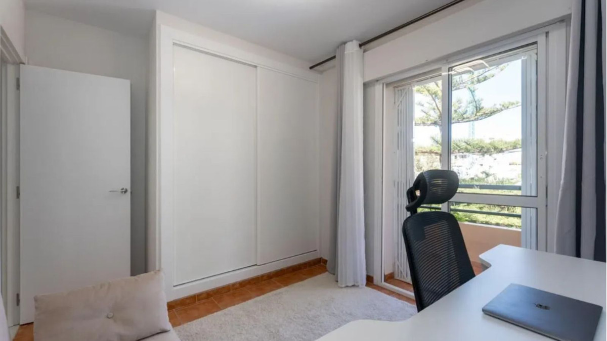 642728bc223658b218a65b335c3649e2 - 20