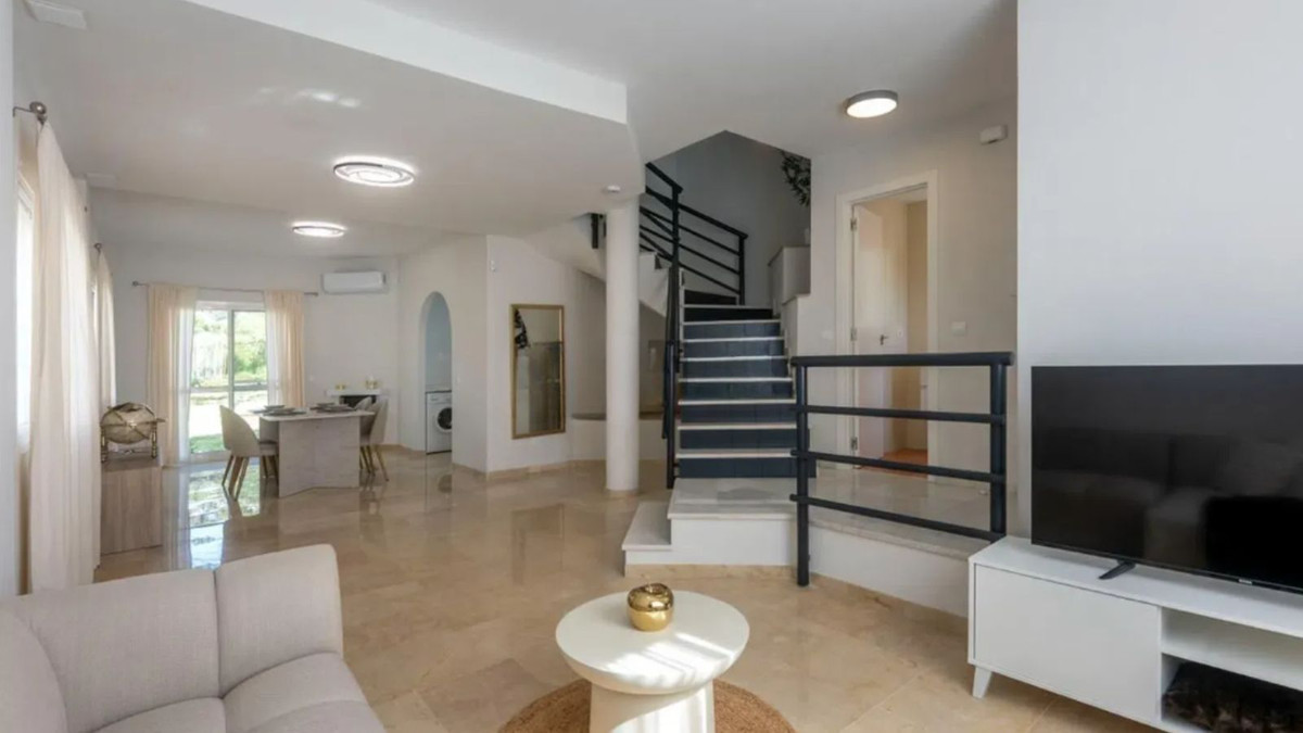 642728bc223658b218a65b335c3649e2 - 5