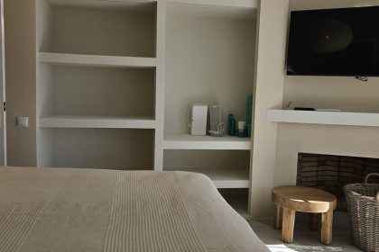 643c68f2be2646c4185dfbb077d700e5 - 23