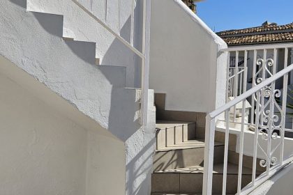 643c68f2be2646c4185dfbb077d700e5 - 33