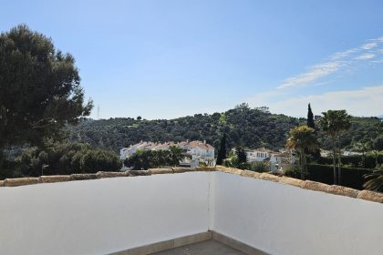 643c68f2be2646c4185dfbb077d700e5 - 34