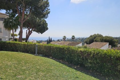 643c68f2be2646c4185dfbb077d700e5 - 47