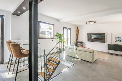 64985dde45cd53645a3fd38a4c0bdd11 - 14