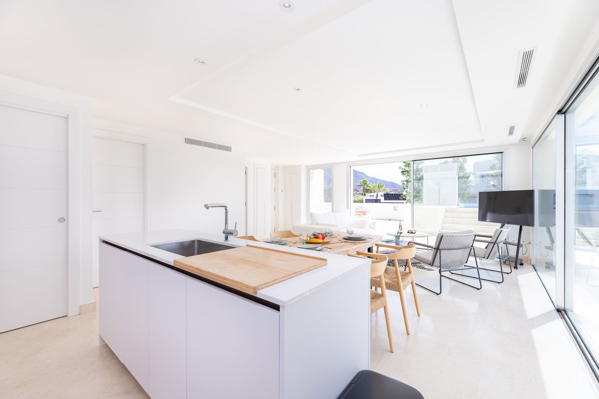 649cbe04dcda33cd0a727ac8d15b7e4e - 3