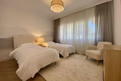 64ad9529b2229fe729cea18391cb6ac0 - 15