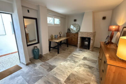 64d33a6efc8b798c36083bf8c7c3e728 - 17