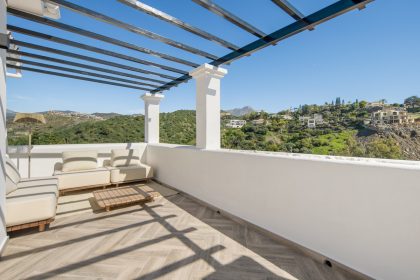 6511308bdb991861c7416f68352919d8 - 15