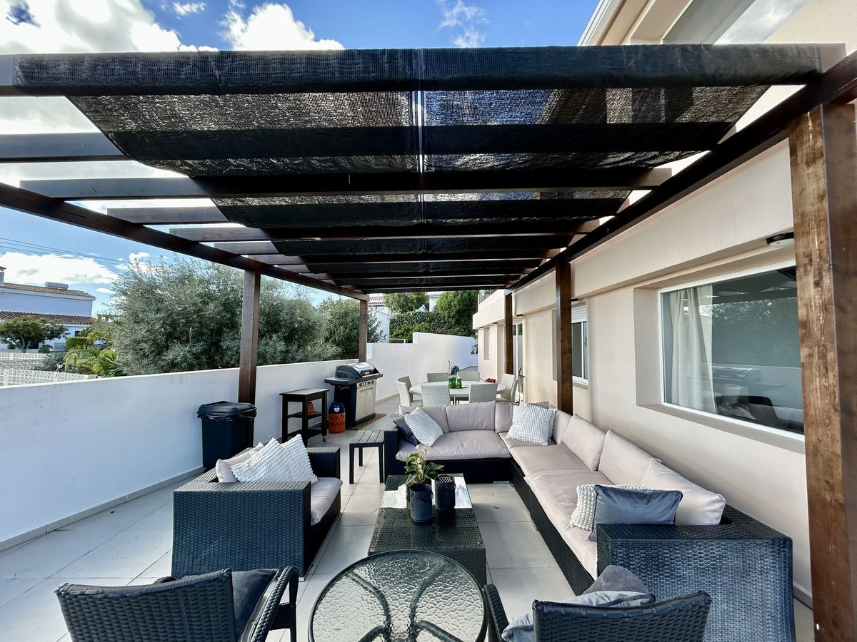 651b43cae295fad6414ec80212d872f3 - 13