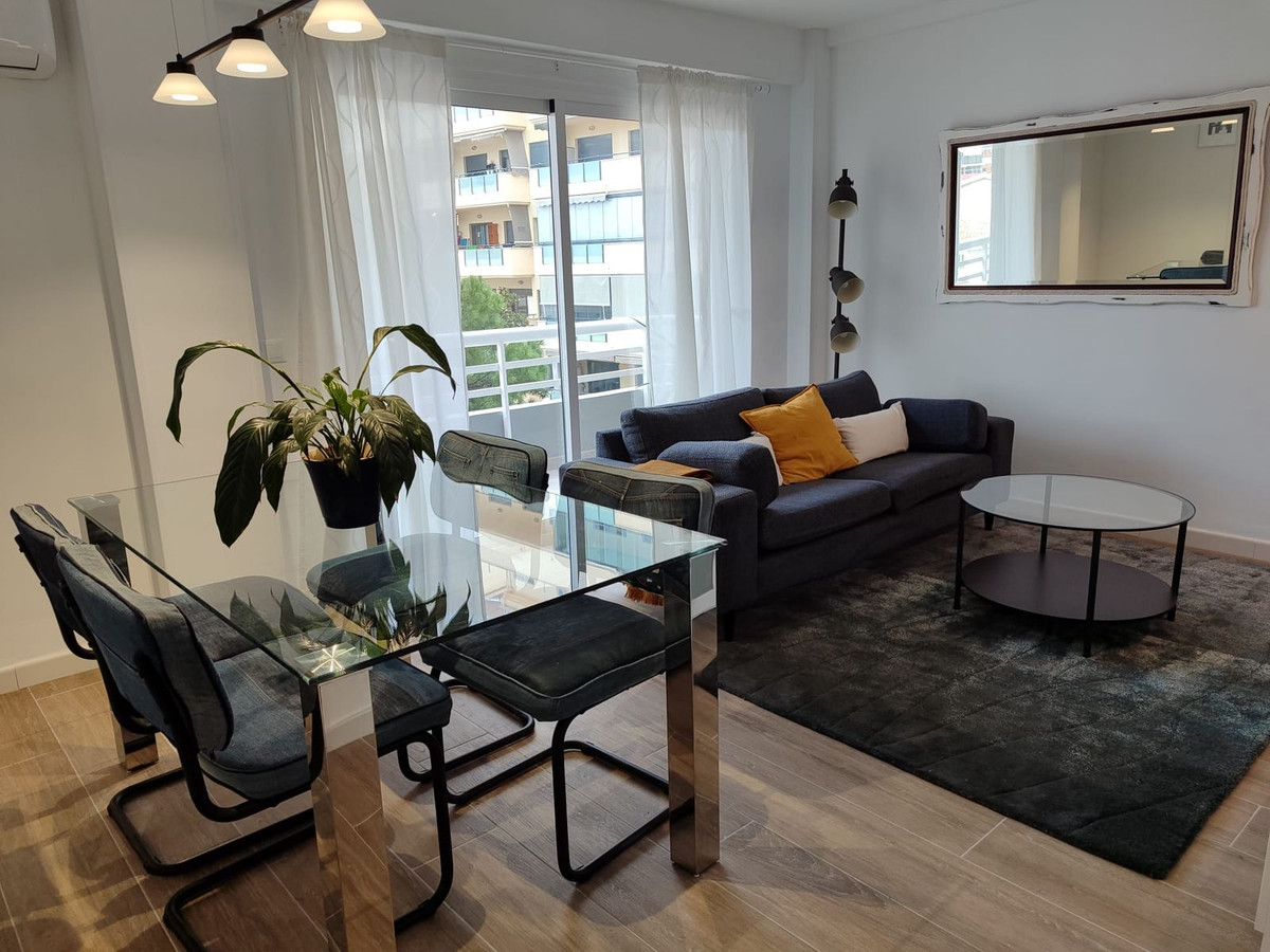 652449131d33a3e8c1c4b3748ed31ecc - 4