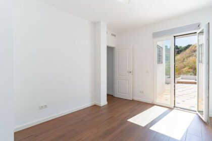 6528eea8c45238855ad17d053d906f6a - 6