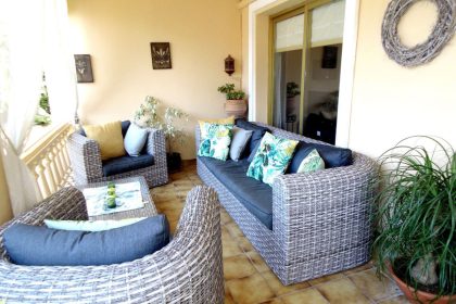 657c90d87dea959bc10fb5549418cb99 - 10