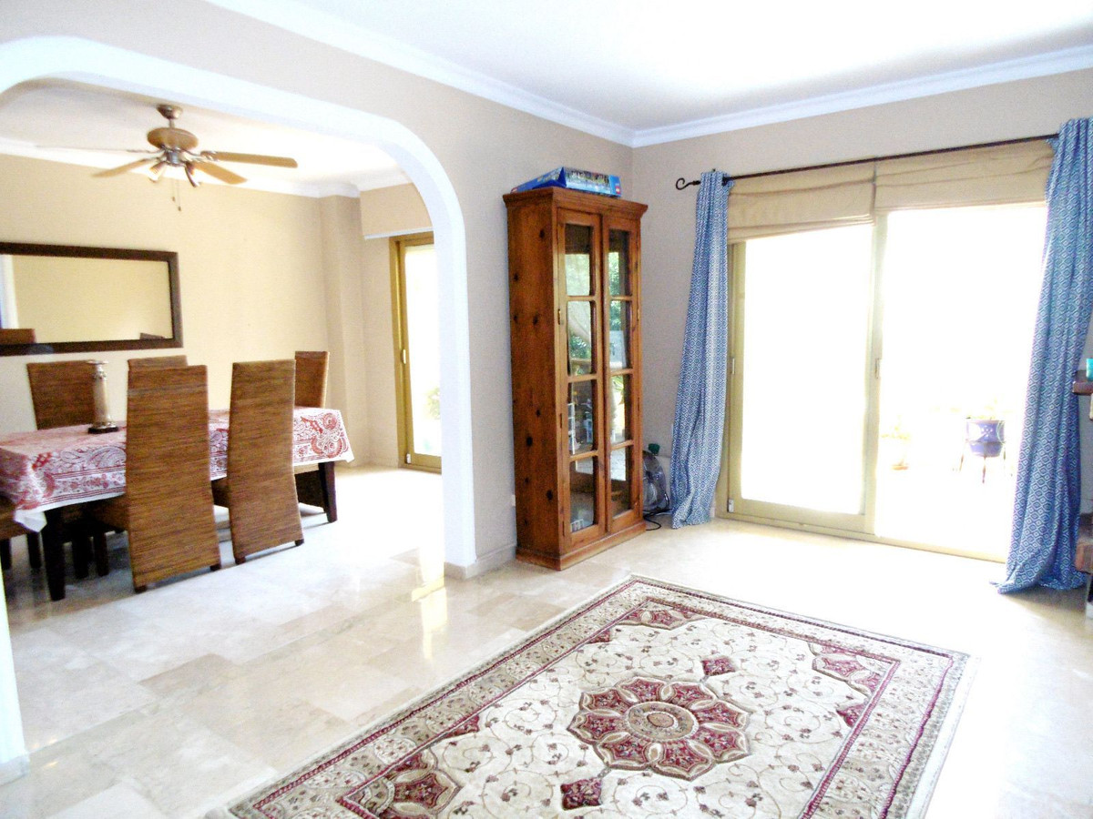 657c90d87dea959bc10fb5549418cb99 - 17