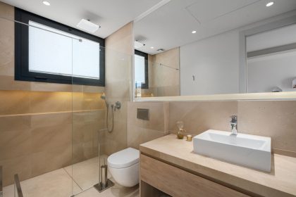 65f9848183d18b8119d90900b92cc224 - 13