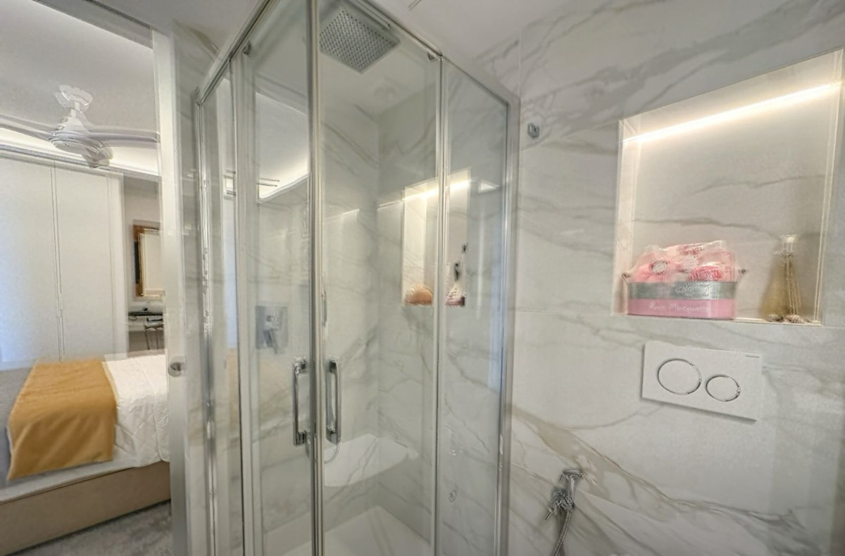 6667a9d385a026017403a855bec46364 - 16