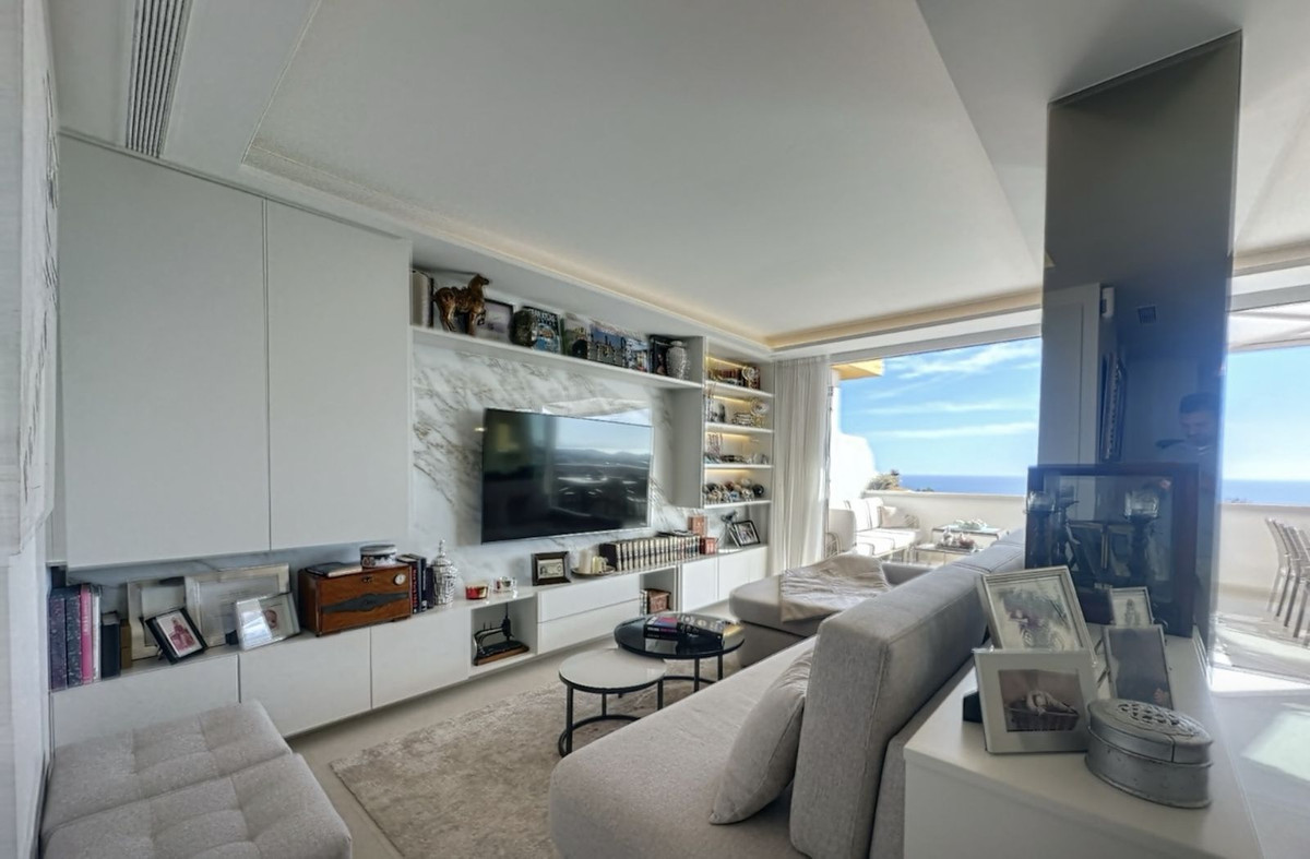 6667a9d385a026017403a855bec46364 - 18