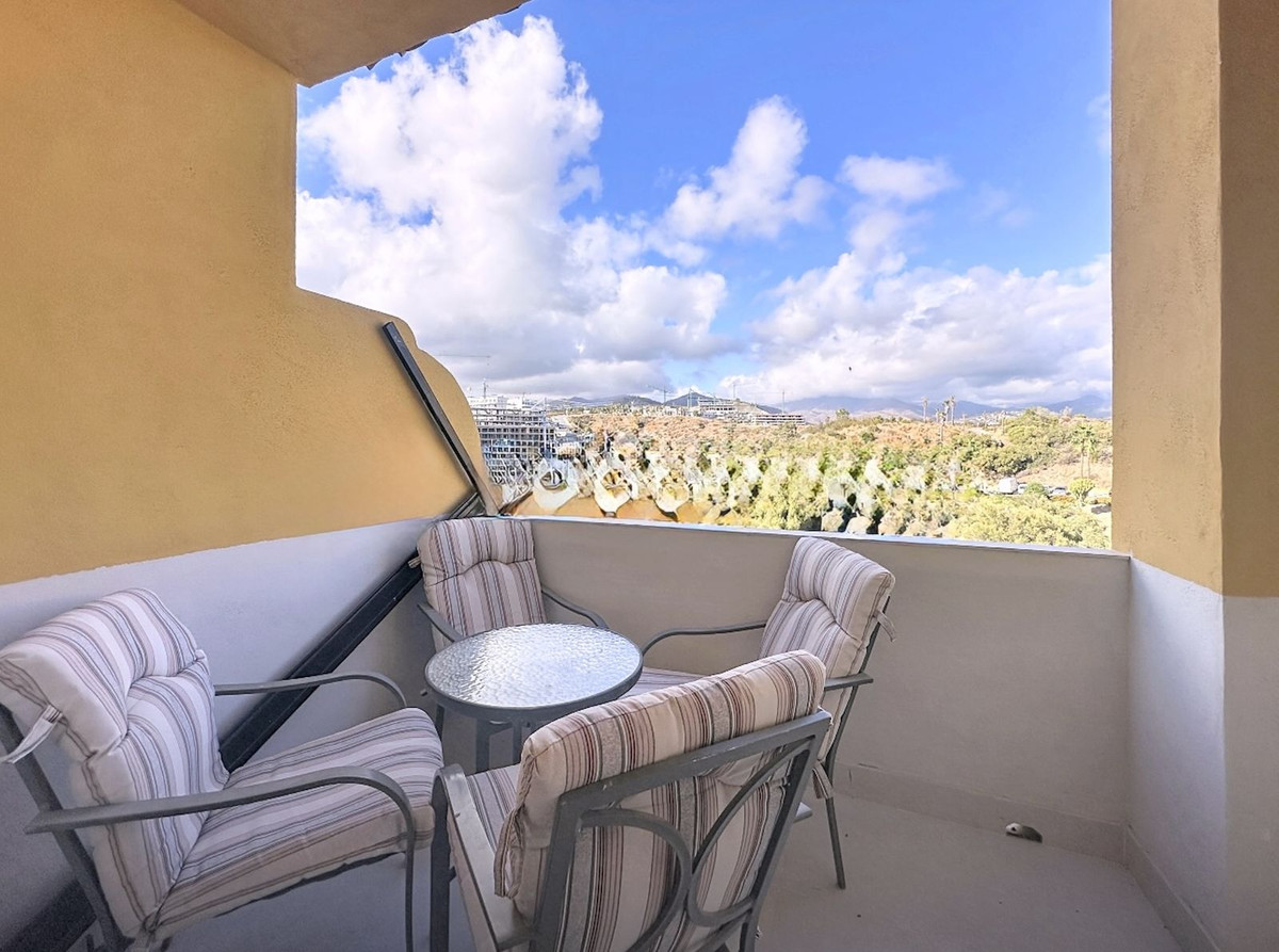 6667a9d385a026017403a855bec46364 - 35