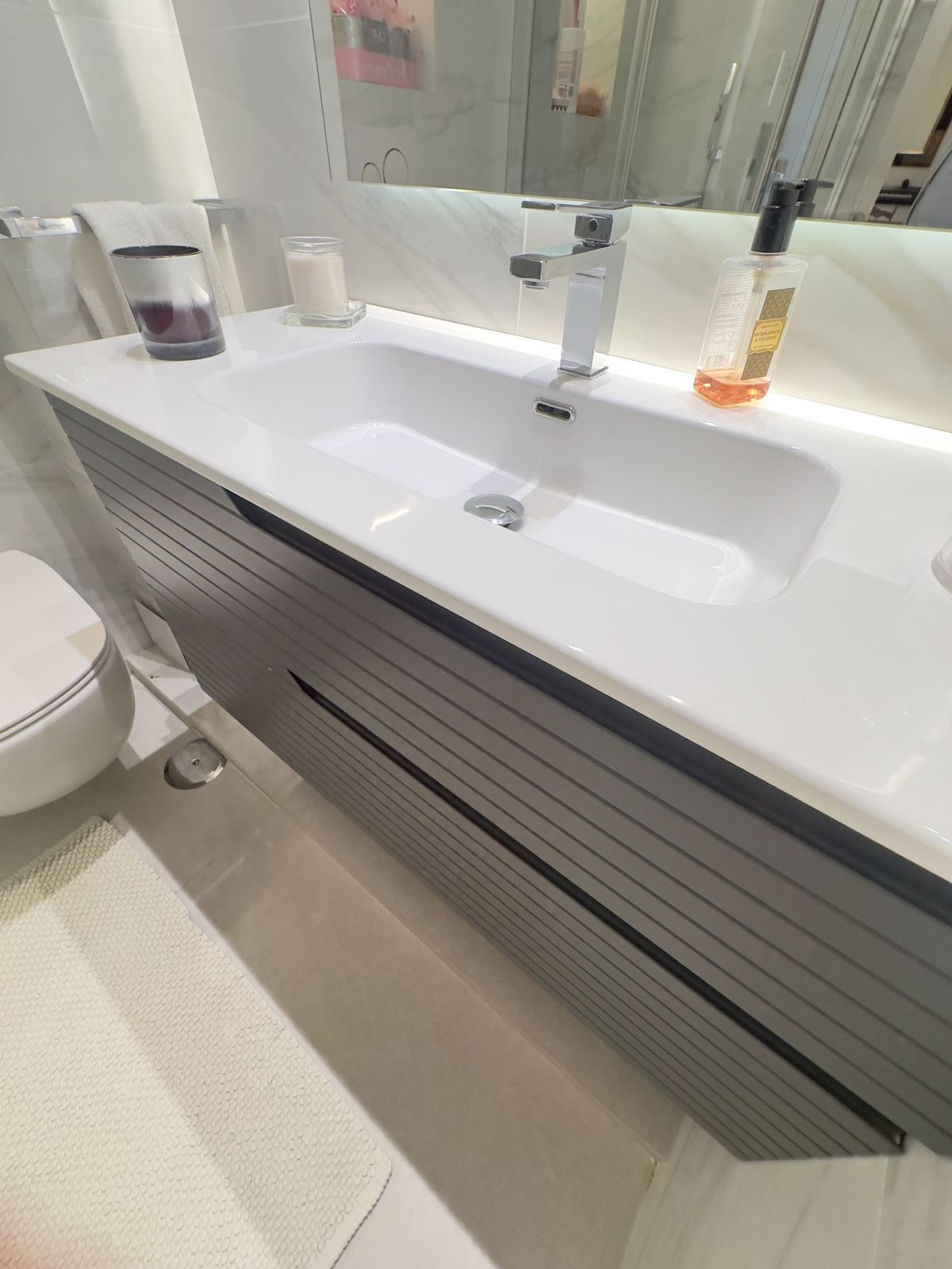 6667a9d385a026017403a855bec46364 - 50