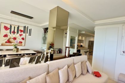 6667a9d385a026017403a855bec46364 - 70