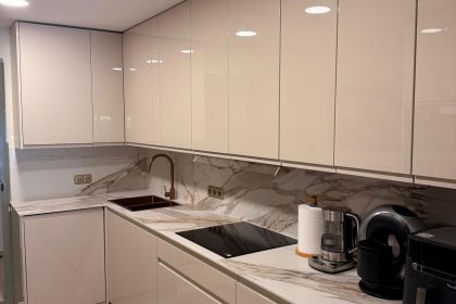 66ac03d97f13ccf0002775b0a18b44a8 - 12