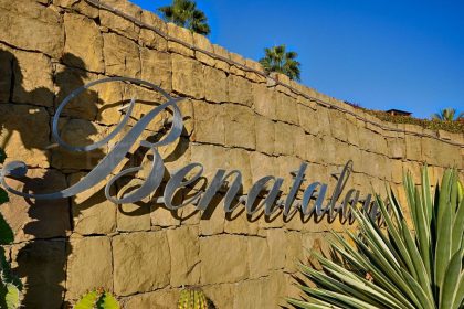 66ac03d97f13ccf0002775b0a18b44a8 - 2