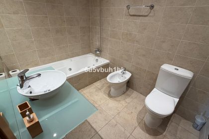 6718d86e96244709dc7edd39e99a3964 - 17