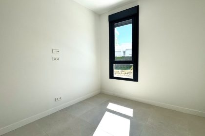 679bea419a6af35f0027b4fd45c7b7f3 - 19