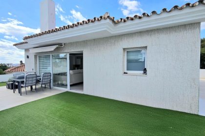 685b18b28a4a30a5e1b2eb60a795b30d - 1