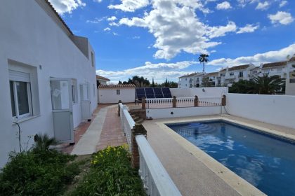 685b18b28a4a30a5e1b2eb60a795b30d - 17