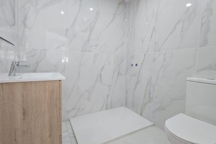 685b18b28a4a30a5e1b2eb60a795b30d - 20