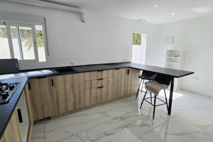 685b18b28a4a30a5e1b2eb60a795b30d - 22