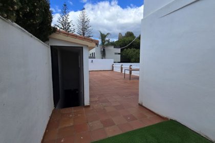 685b18b28a4a30a5e1b2eb60a795b30d - 28