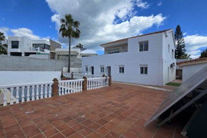 685b18b28a4a30a5e1b2eb60a795b30d - 31