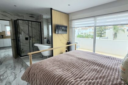 685b18b28a4a30a5e1b2eb60a795b30d - 6