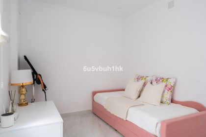 68832dbd4879062412c6f3b7022b3eb1 - 33