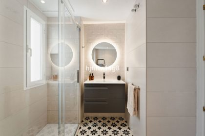 6885c6be817fe14c8d4acdfcf71af02b - 11