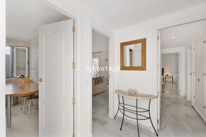 6885c6be817fe14c8d4acdfcf71af02b - 13