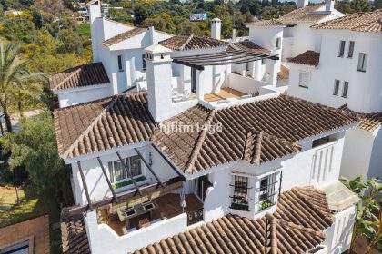 6885c6be817fe14c8d4acdfcf71af02b - 2