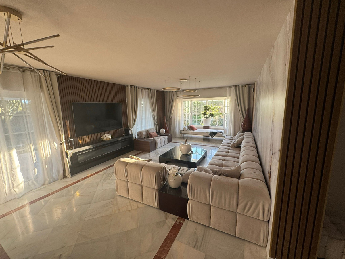 68ebd2f832ed0e7b4c3b7a09b4e9f6cd - 12