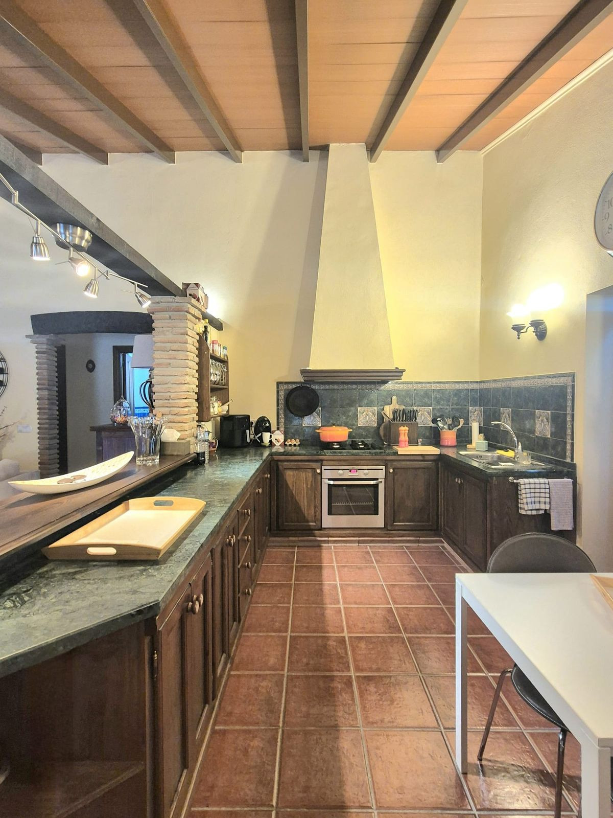 69794b9558b9577da601c2d686902397 - 10