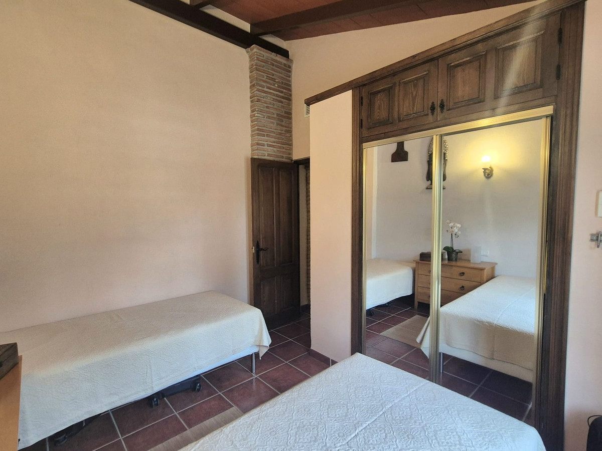 69794b9558b9577da601c2d686902397 - 17