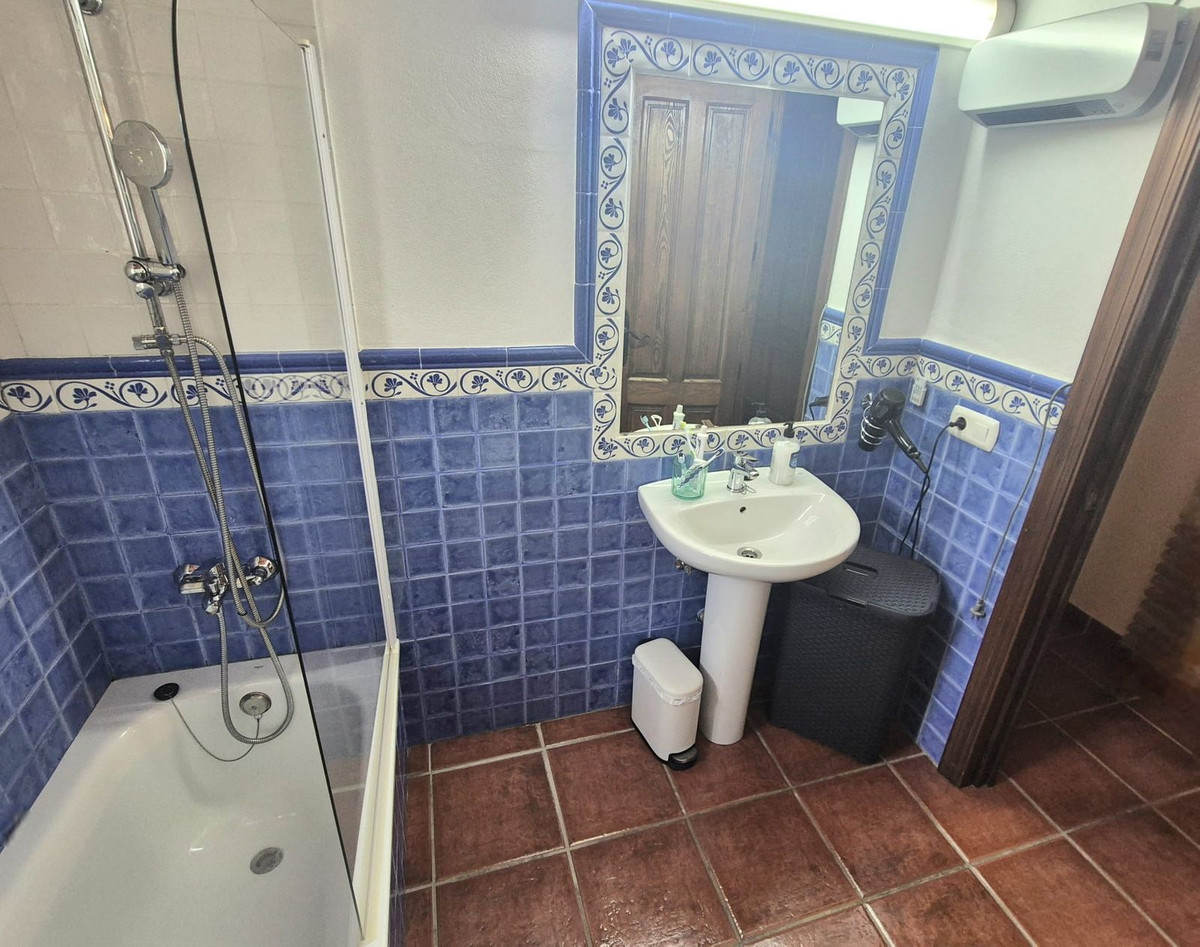 69794b9558b9577da601c2d686902397 - 21