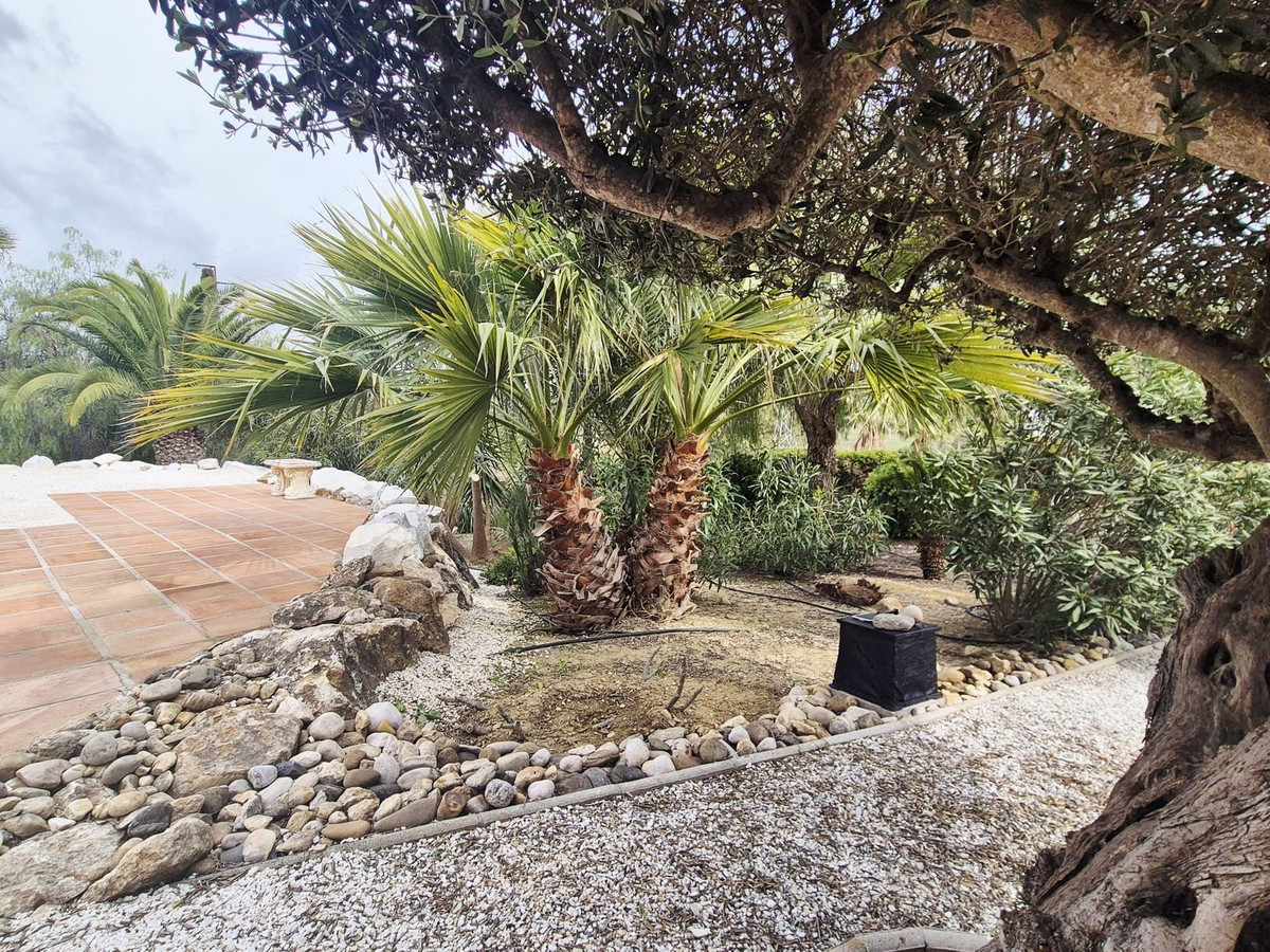 69794b9558b9577da601c2d686902397 - 46