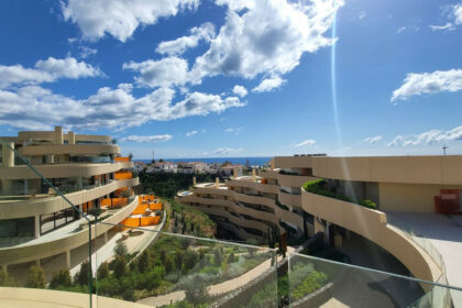 697d8df899e3b89487620c2bf5241a1a - 11