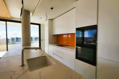 697d8df899e3b89487620c2bf5241a1a - 19