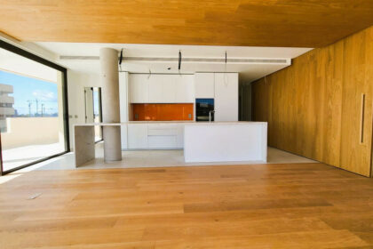 697d8df899e3b89487620c2bf5241a1a - 23