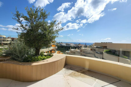 697d8df899e3b89487620c2bf5241a1a - 7