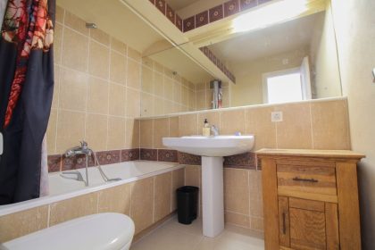 697e679b5403c43b9d705f3fd17127b6 - 17