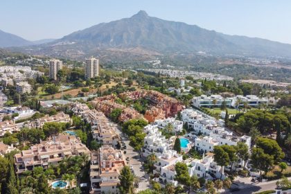 697e679b5403c43b9d705f3fd17127b6 - 30