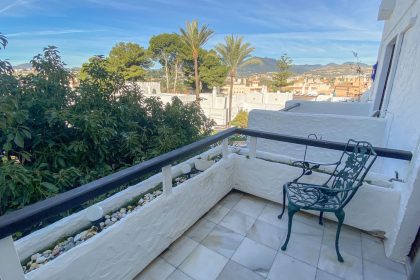 697e679b5403c43b9d705f3fd17127b6 - 8