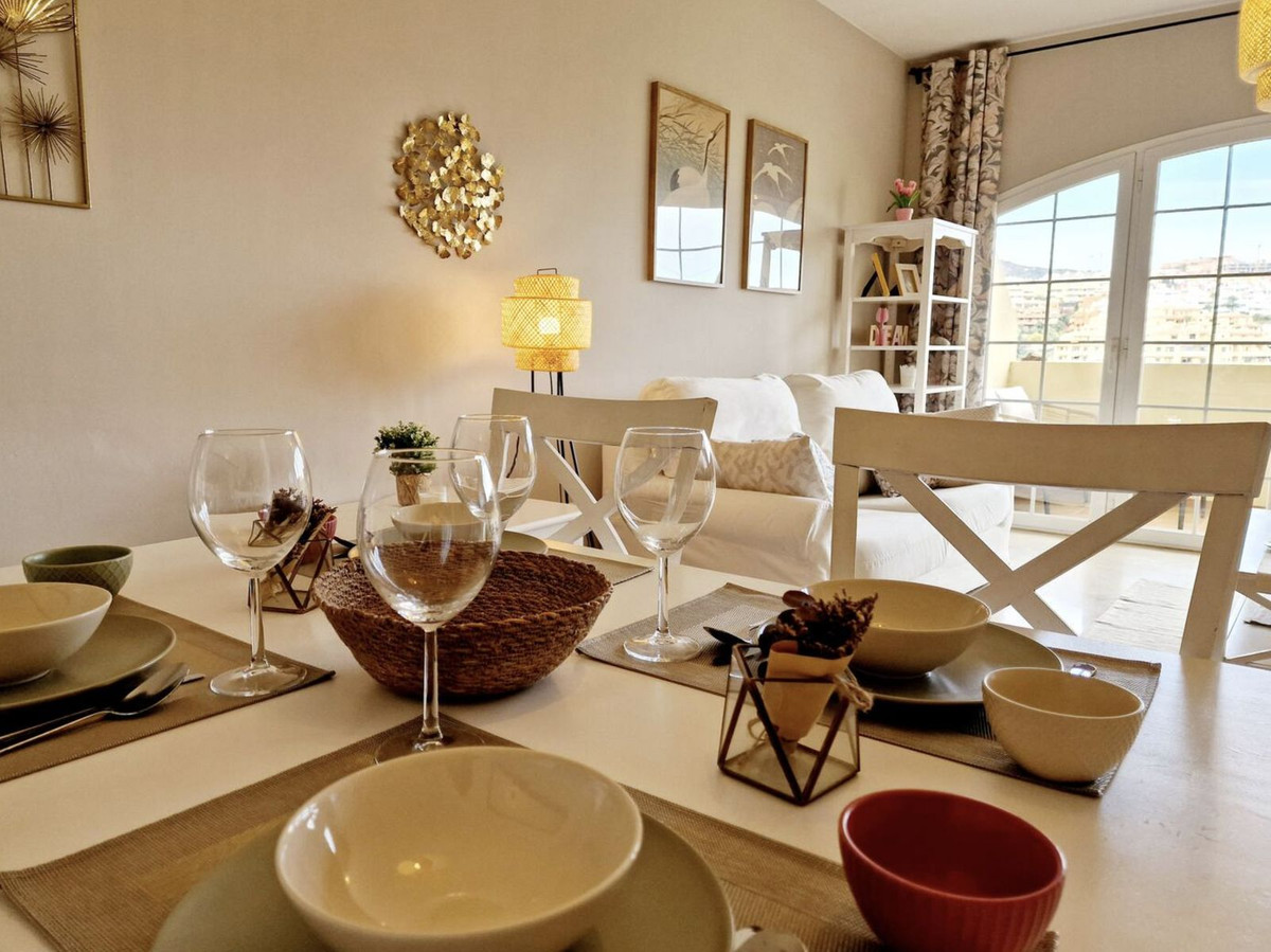 6a523b827cc30b2ba50498e9f272291f - 6